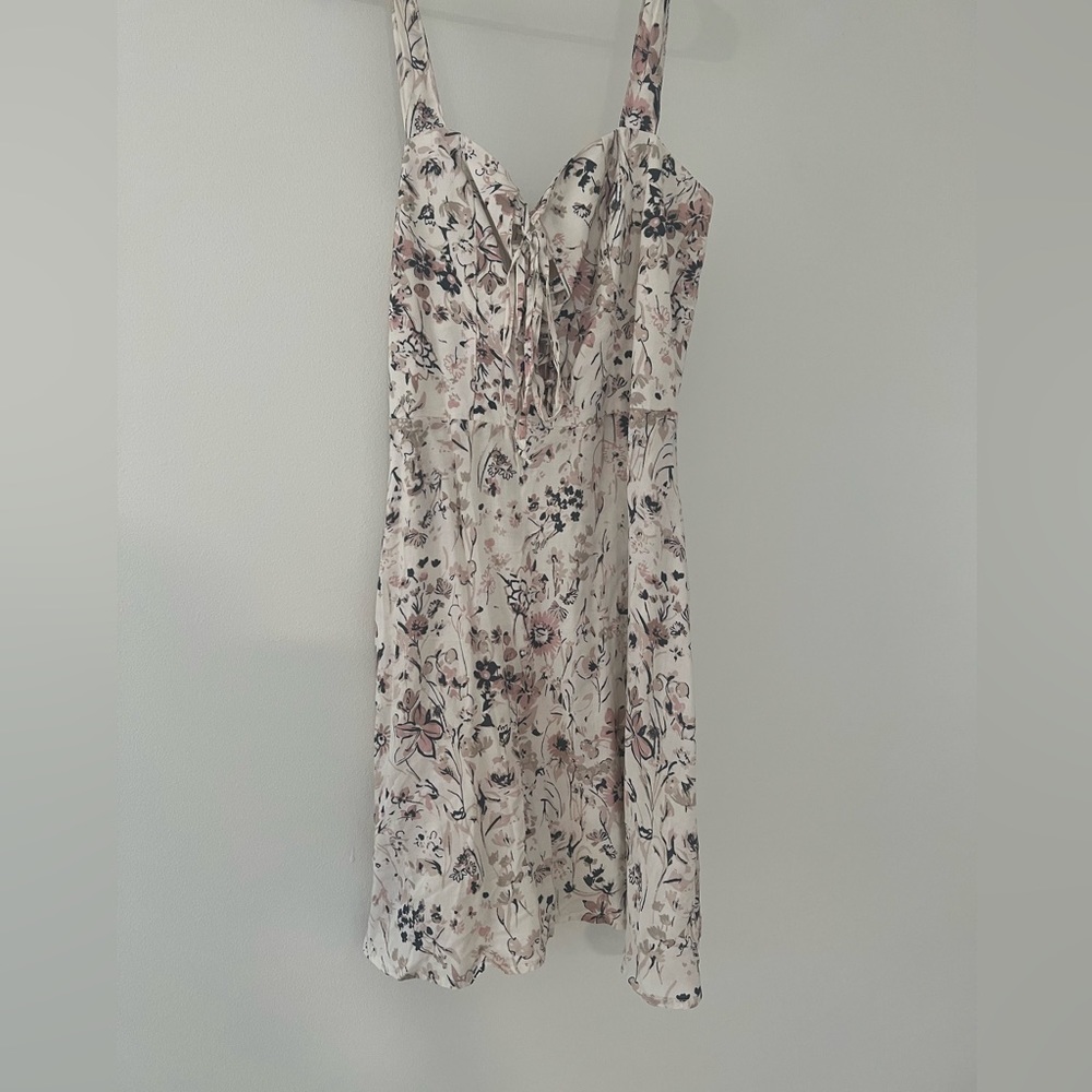 Floral short dress